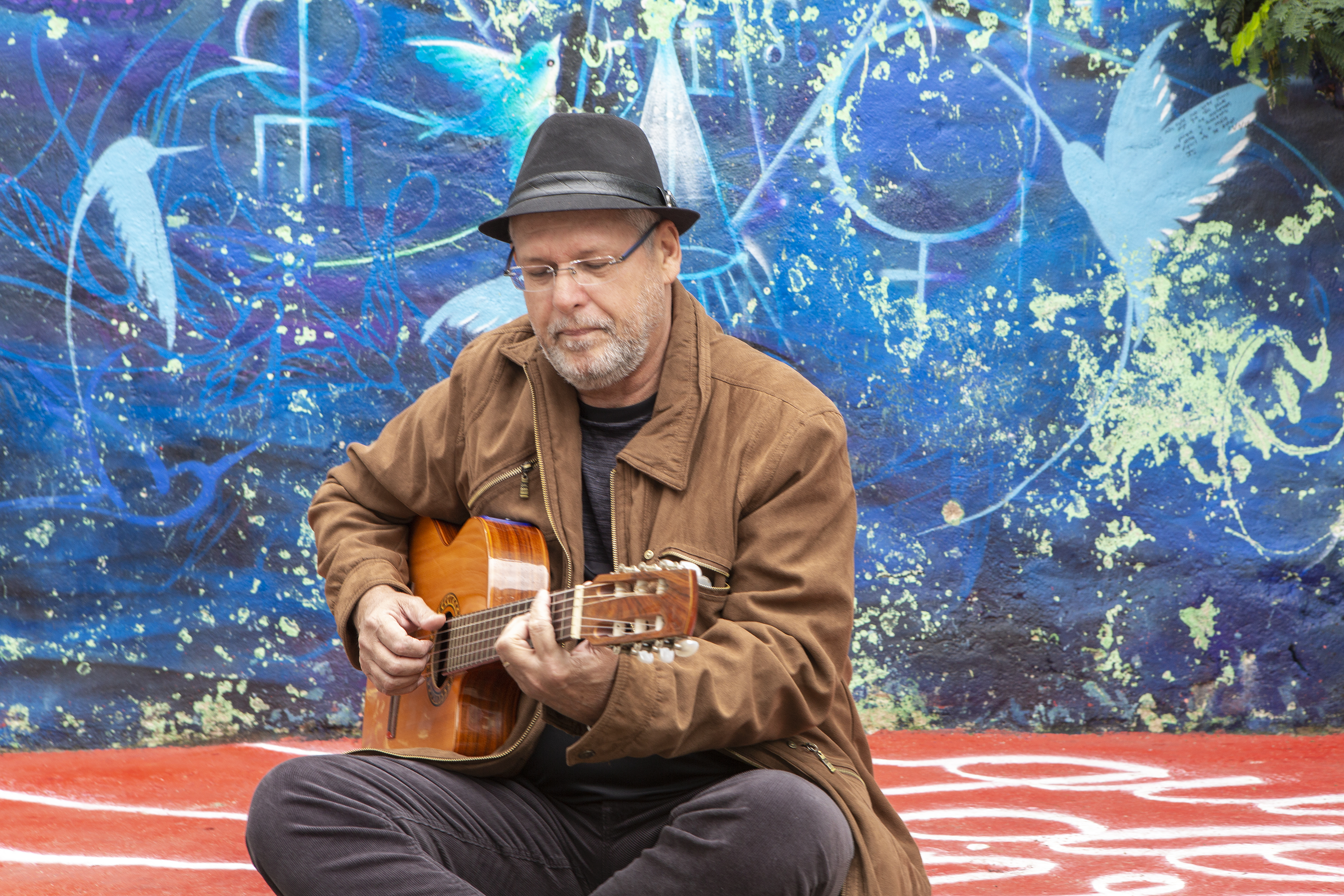 Carlinho Motta Oficial